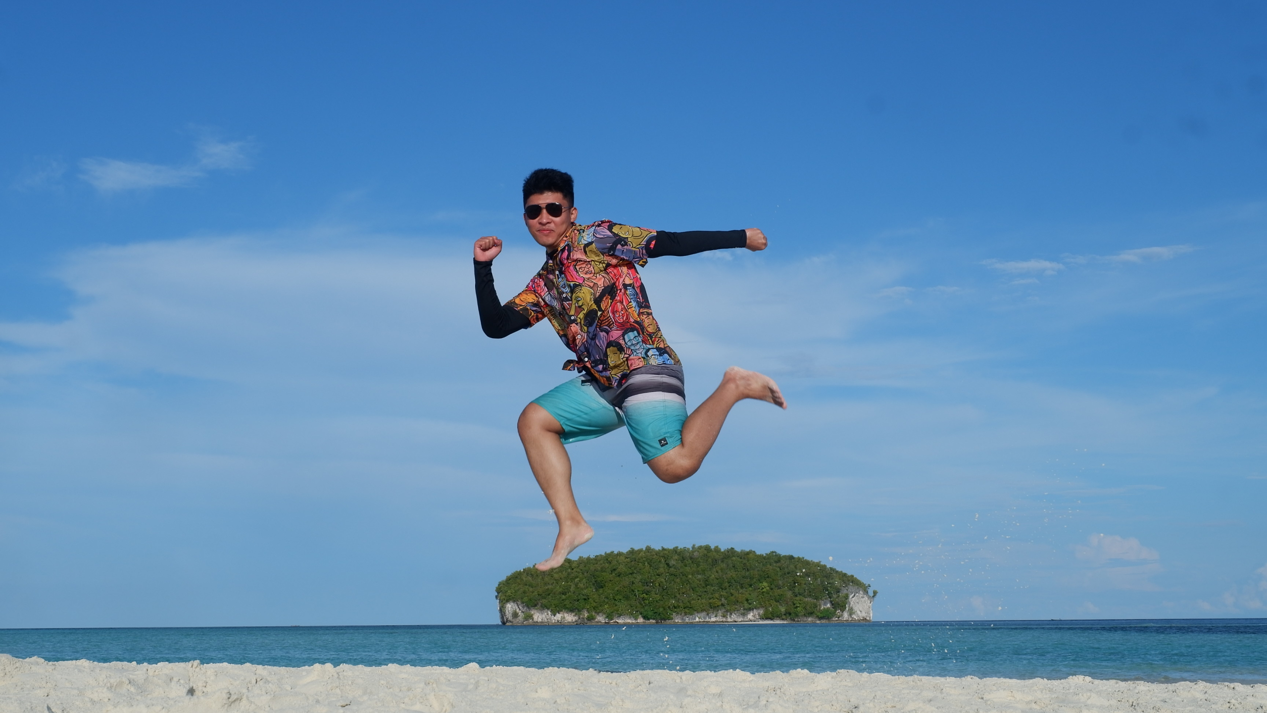 Paket Tour Liburan 3 Hari 2 Malam Raja Ampat Papua BANYAK DIBURU WISATAWAN