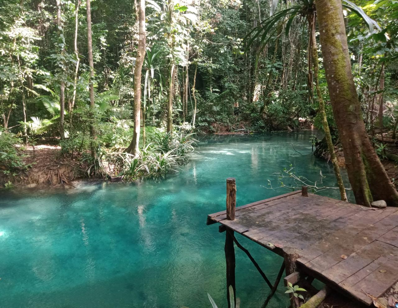 Keindahan Tempat Wisata Kalibiru Raja Ampat