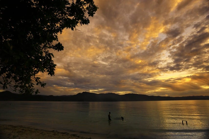 Panorama keindahan Pantai Harlem