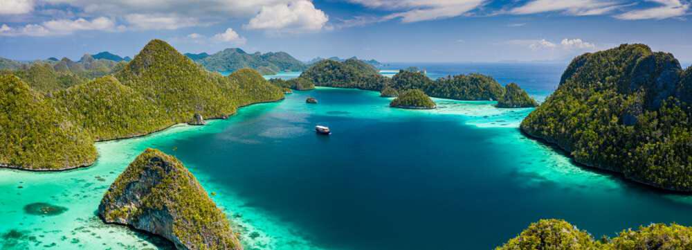 Menyelami Keindahan Pulau Friwen Di Raja Ampat Papua