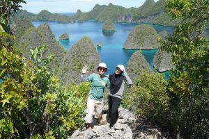 Tips Mendaki Di Raja Ampat Dengan Aman Dan Nyaman