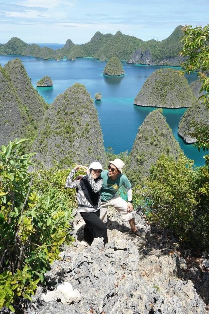 Paket Wisata Raja Ampat 5 Hari 4 Malam TERBAIK