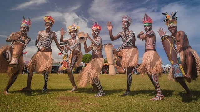 Ayo Mengenal Lebih Dalam Tentang Tarian Yang Ada Di Papua
