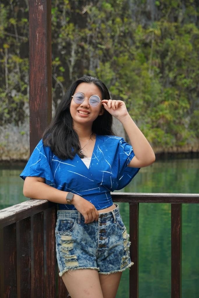 Paket tour Raja Ampat 6 hari 5 malam liveaboard. Jelajahi Wayag, Piaynemo, Misool, dan Arborek. Liburan terbaik di Papua Barat.