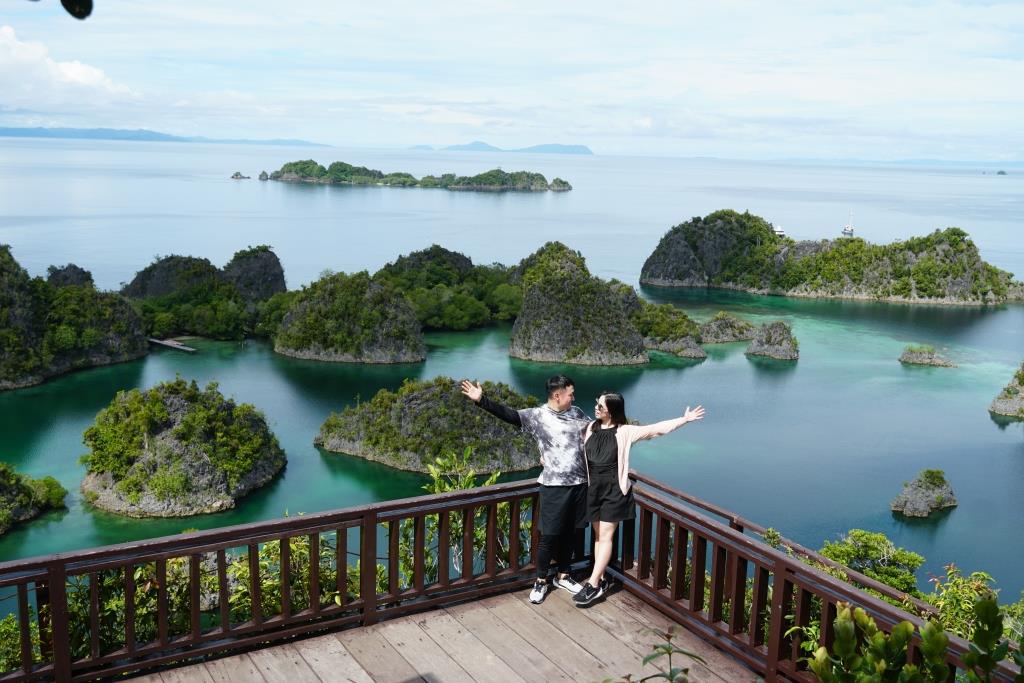 Paket Wisata Raja Ampat 5 Hari 4 Malam Berkualitas