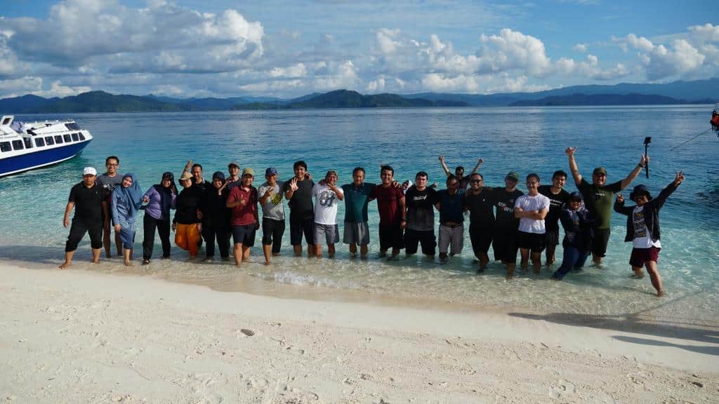 Paket Tour Raja Ampat 5 Hari 4 Malam Piaynemo Wayag Terbaik (3)