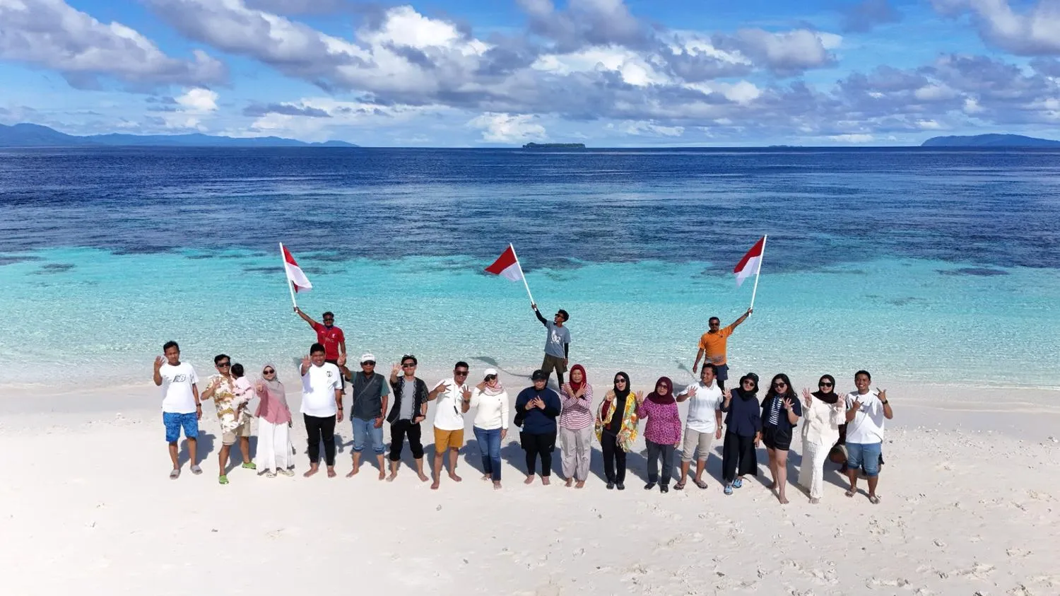 Paket Tour Raja Ampat 6 Hari 5 Malam Diving