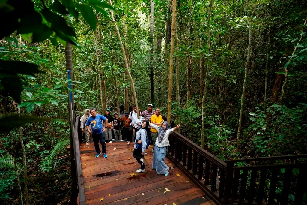 Paket Tour Raja Ampat 6 Hari 5 Malam Tour Berkualitas