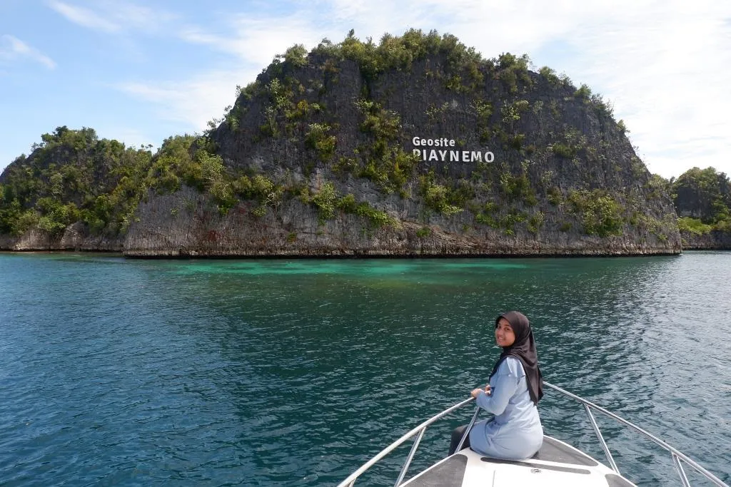 Paket Wisata Raja Ampat 3 Hari 2 Malam Waisai